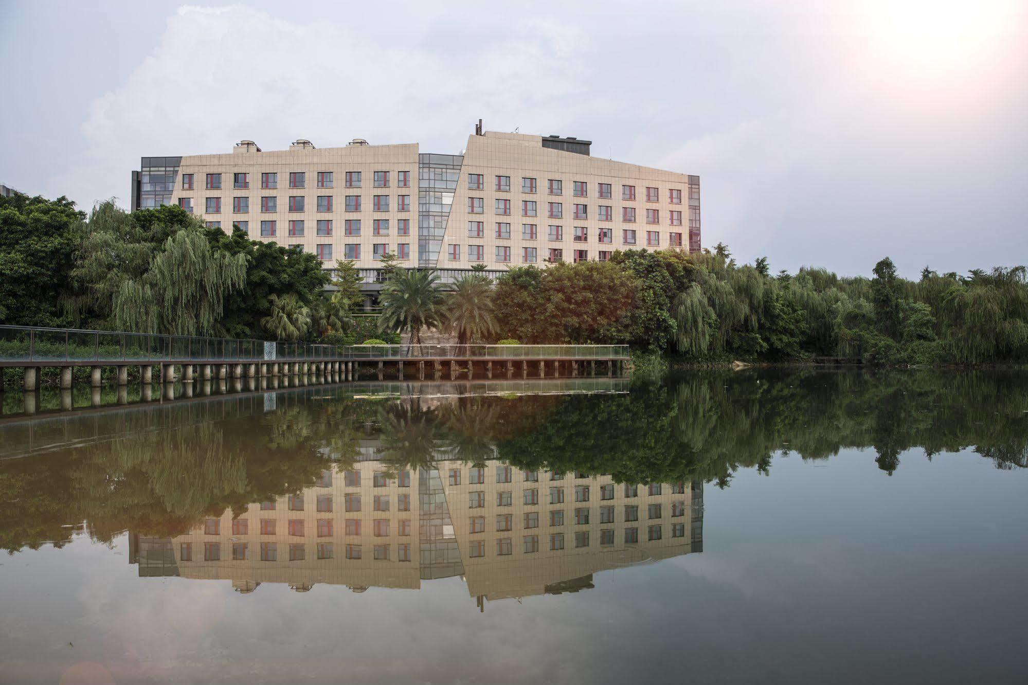 Aloft Dongguan Songshan Lake Exterior photo
